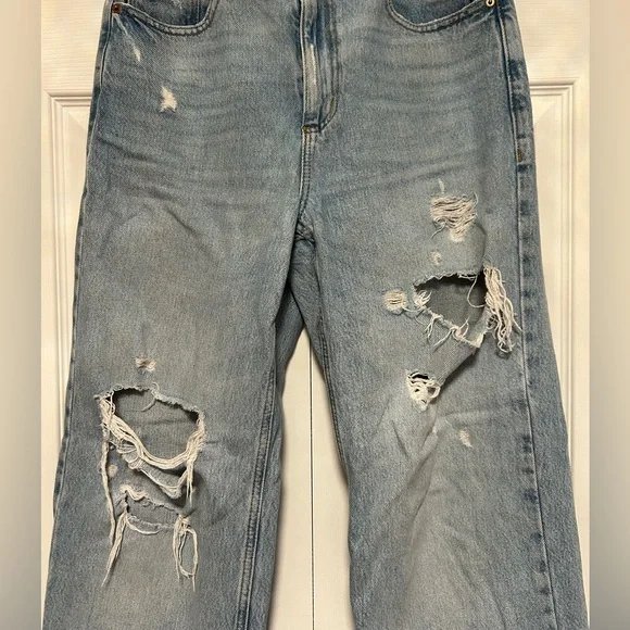 Dynamite Light Blue Denim Jeans - Picture 3 of 4